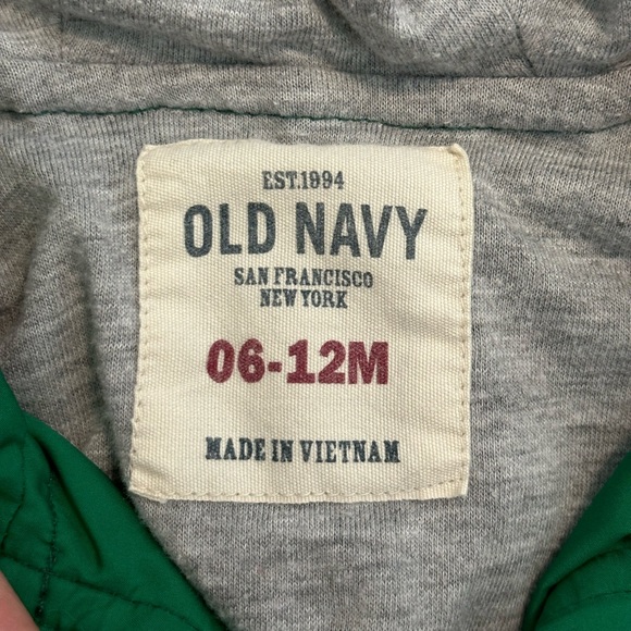 ⭐️4/$30⭐️ 6-12M Unisex Old Navy Windbreaker - Picture 2 of 2